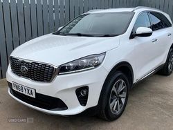White Used 2018 Kia Sorento 2 SUV | £16,450 (Fair price)