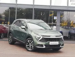 Green New 2025 Kia Sportage 2 SUV | £30,998 (Good price)