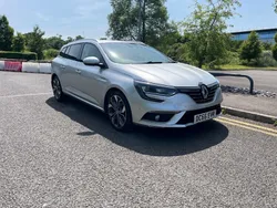 Silver Used 2016 Renault Mégane GrandTour Signature Estate | £8,495 (Fair price)