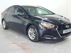 Black Used 2016 Hyundai i40 SE Sedan | £5,925 (Fair price)