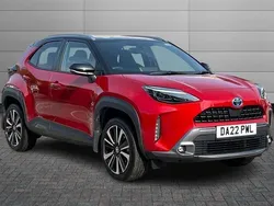 Red Used 2022 Toyota Yaris Cross Edition SUV | £25,550 (A bit pricey)