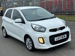 White Used 2017 Kia Picanto 2 Hatchback | £6,995 (Fair price)