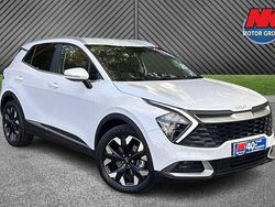 White Used 2023 Kia Sportage SUV | £27,499 (Fair price)