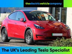 Red Used 2022 Tesla Model Y Long Range AWD SUV | £23,995 (Good price)