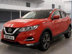 Red Used 2018 Nissan Qashqai N-Connecta SUV | £7,495 (Fair price)