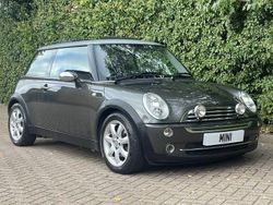 Grey Used 2006 Mini Cooper Hatch Hatchback | £4,500
