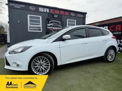 White Used 2014 Ford Focus Zetec Hatchback | £4,295 (Fair price)