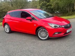 Red Used 2016 Vauxhall Astra Elite Hatchback | £6,709 (Fair price)