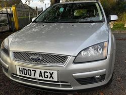 Silver Used 2007 Ford Focus Titanium Estate | £1,695 (Fair price)