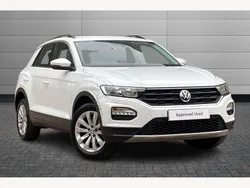 Pure white Used 2020 VW T-Roc SE SUV | £14,895 (Fair price)