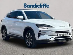 Metallic snow white Used 2025 BYD Seal U Comfort SUV | £31,945