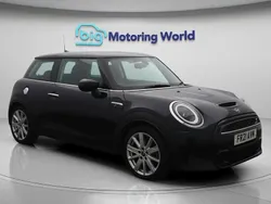 Black Used 2021 Mini Cooper S Classic Hatchback | £15,200 (Good price)