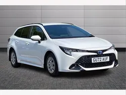 White Used 2023 Toyota Corolla | £23,700 (Fair price)