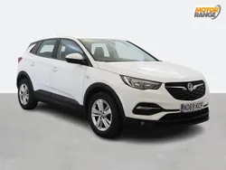 White Used 2019 Vauxhall Grandland X S SUV | £10,295 (Good price)