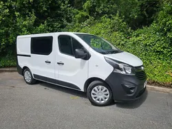 White Used 2017 Vauxhall Vivaro Van | £7,995 (Fair price)