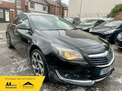 Black Used 2015 Vauxhall Insignia SRi Hatchback | £4,650 (Fair price)
