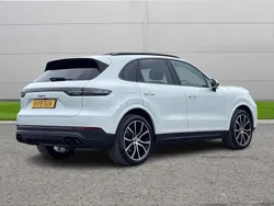 White Used 2019 Porsche Cayenne SUV | £39,860 (Good price)