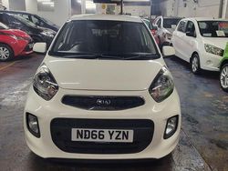 White Used 2017 Kia Picanto Hatchback | £4,500 (Fair price)