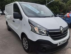 White Used 2021 Renault Trafic Business Van | £6,871 (Good price)