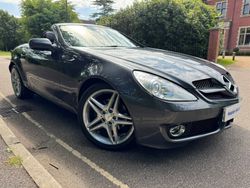 Tenorite grey metallic Used 2011 Mercedes SLK200 Cabriolet | £8,400 (Fair price)