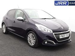 Blue Used 2019 Peugeot 208 Signature Sky Hatchback | £7,995 (Fair price)