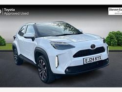 Used 2025 Toyota Yaris Hybrid Design Estate | £23,088 (Fair price)