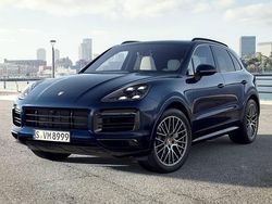 Moonlight blue metallic Used 2022 Porsche Cayenne S Platinum Edition SUV | £76,900