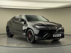 Black Used 2021 Lamborghini Urus SUV | £133,000 (Expensive)