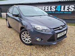 Grey Used 2011 Ford Focus Titanium Hatchback | £5,199 (Fair price)