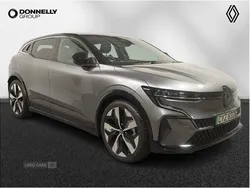 Twotone metallic shadow grey with diamond black New 2024 Renault Mégane Komfort Hatchback | £23,485 (Fair price)