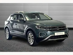 Petrol blue Used 2024 VW T-Roc Style SUV | £25,990 (Fair price)