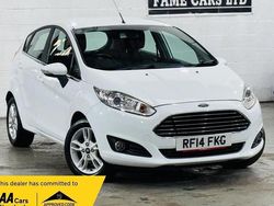 White Used 2014 Ford Fiesta Zetec Hatchback | £3,500 (Fair price)