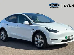 White Used 2022 Tesla Model Y SUV | £23,695 (Fair price)