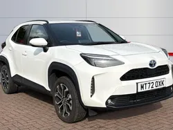 Used 2023 Toyota Yaris Hybrid Design Estate | £21,211 (Good price)