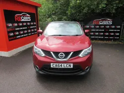 Red Used 2015 Nissan Qashqai Acenta Premium SUV | £8,795 (Good price)