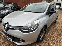Silver Used 2013 Renault Clio IV Dynamique Hatchback | £2,995 (Fair price)