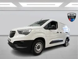 White Used 2021 Vauxhall Combo MPV | £9,000 (Fair price)