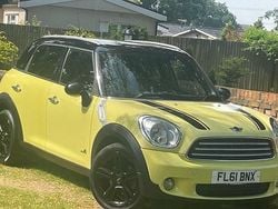 Used 2011 Mini Cooper Countryman SUV | £3,995 (Fair price)