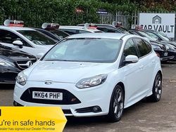 White Used 2014 Ford Focus ST Hatchback | £7,294 (Fair price)