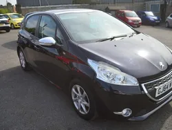 Blue Used 2014 Peugeot 208 Style Hatchback | £4,995 (Fair price)