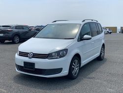 White Used 2014 VW Touran Highline MPV | £8,499 (Fair price)