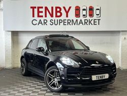 Black Used 2019 Porsche Macan SUV | £34,785 (Fair price)