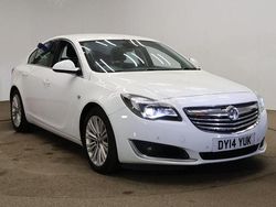White Used 2014 Vauxhall Insignia S Hatchback | £2,390 (Good price)