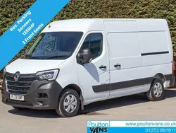 White Used 2023 Renault Master Business Van | £17,450 (Good price)