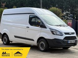 White Used 2016 Ford Transit Custom | £8,990 (Fair price)