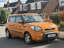 Orange Used 2009 Kia Soul 2 SUV | £995 (Super price)