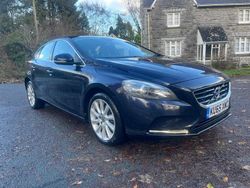 Blue Used 2015 Volvo V40 SE Lux Hatchback | £7,695 (Fair price)