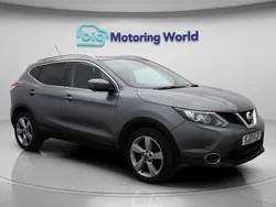 Grey Used 2017 Nissan Qashqai N-Connecta SUV | £7,800 (Good price)