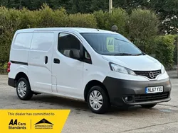 White Used 2017 Nissan NV200 Acenta Van | £6,490 (Fair price)