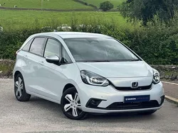 White Used 2022 Honda Jazz Hybrid Hatchback | £18,245 (Fair price)